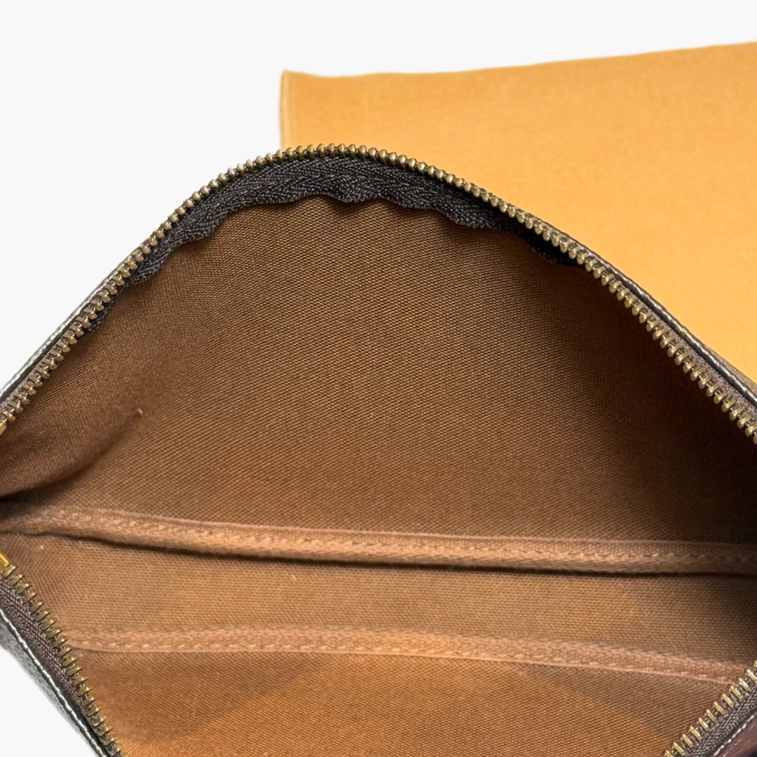 Louis Vuitton Pochette