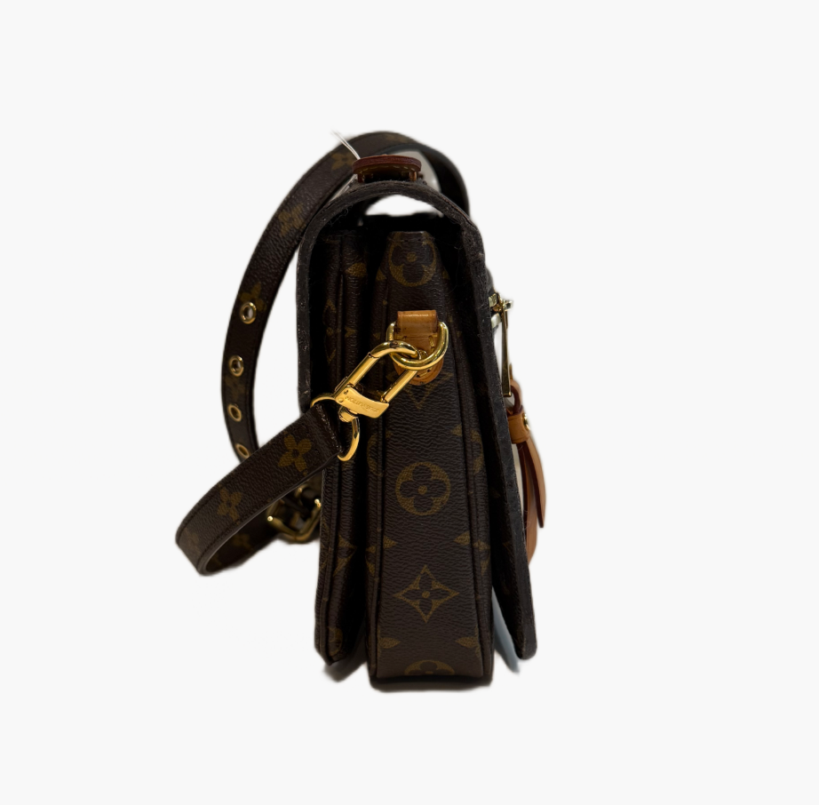 Louis Vuitton Pochette Métis