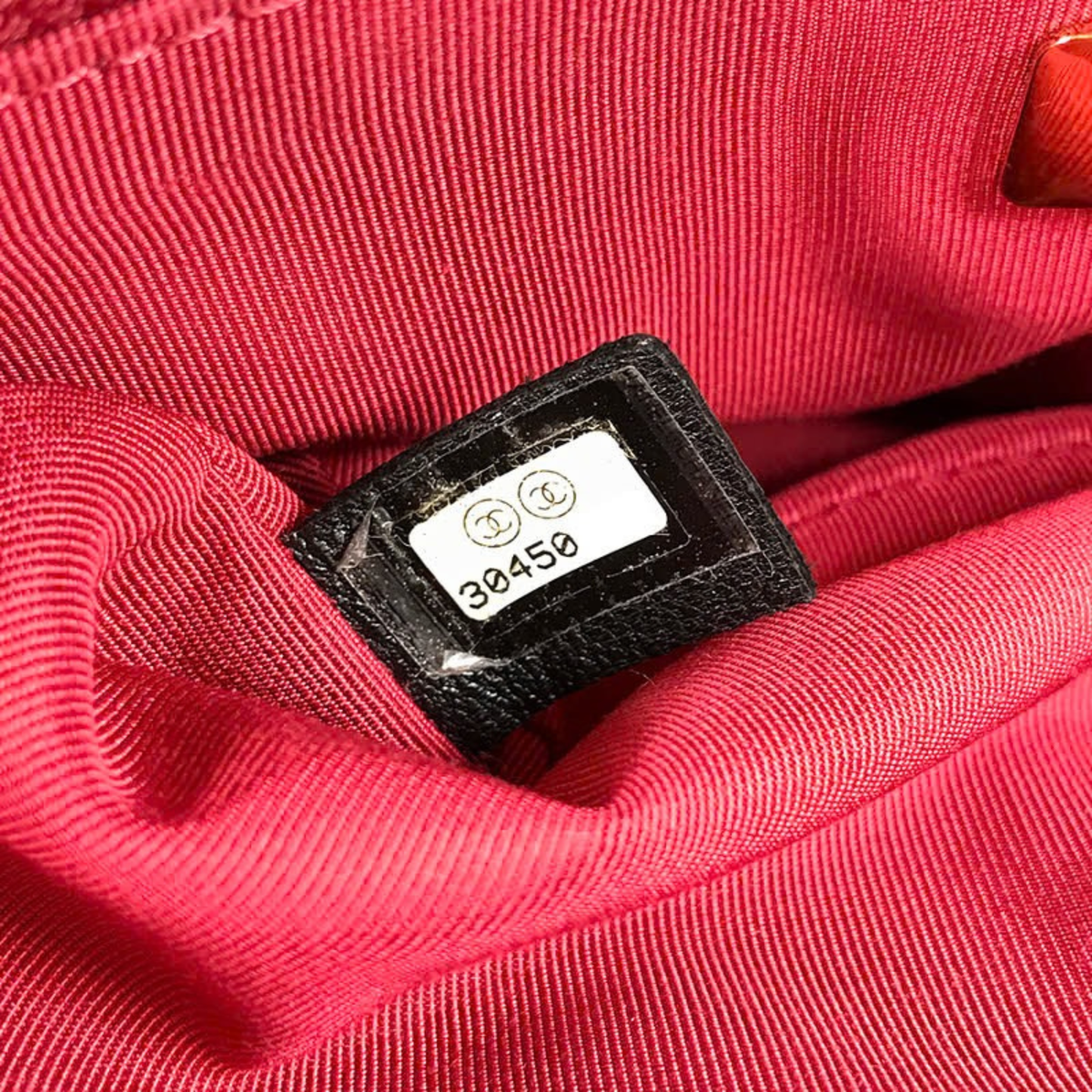 Chanel 19