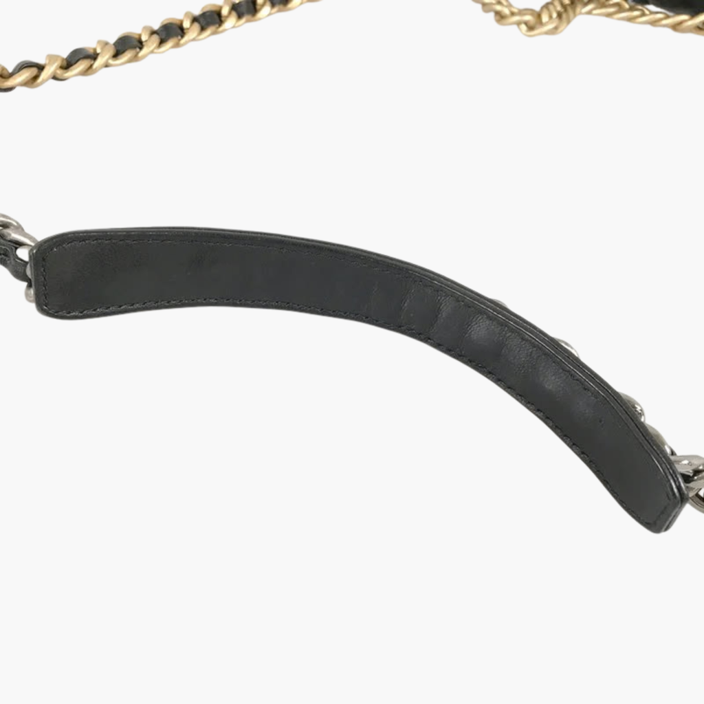 Chanel 19