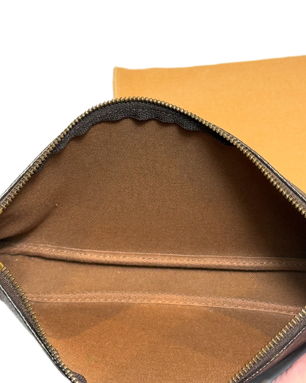 Louis Vuitton Pochette