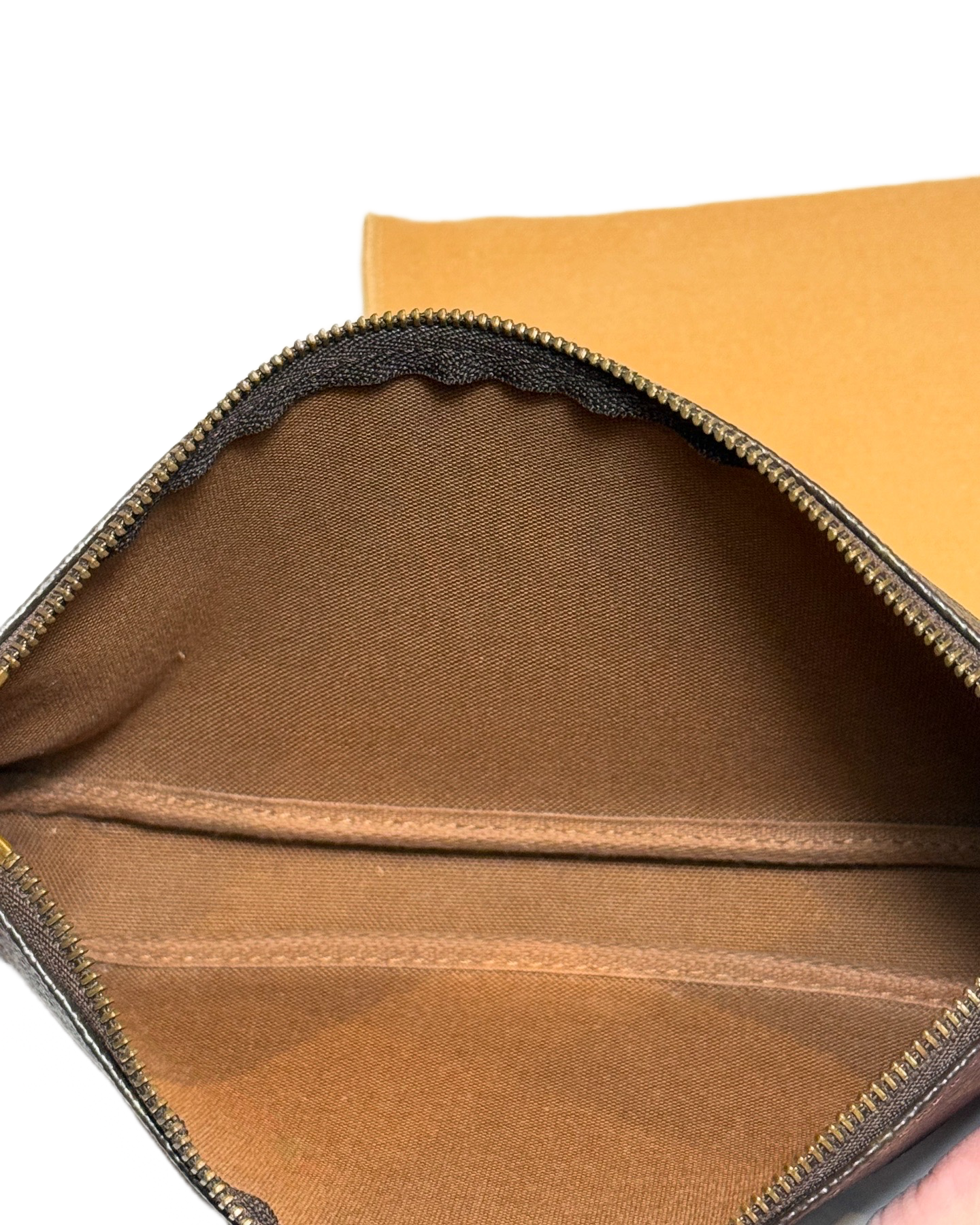 Louis Vuitton Pochette