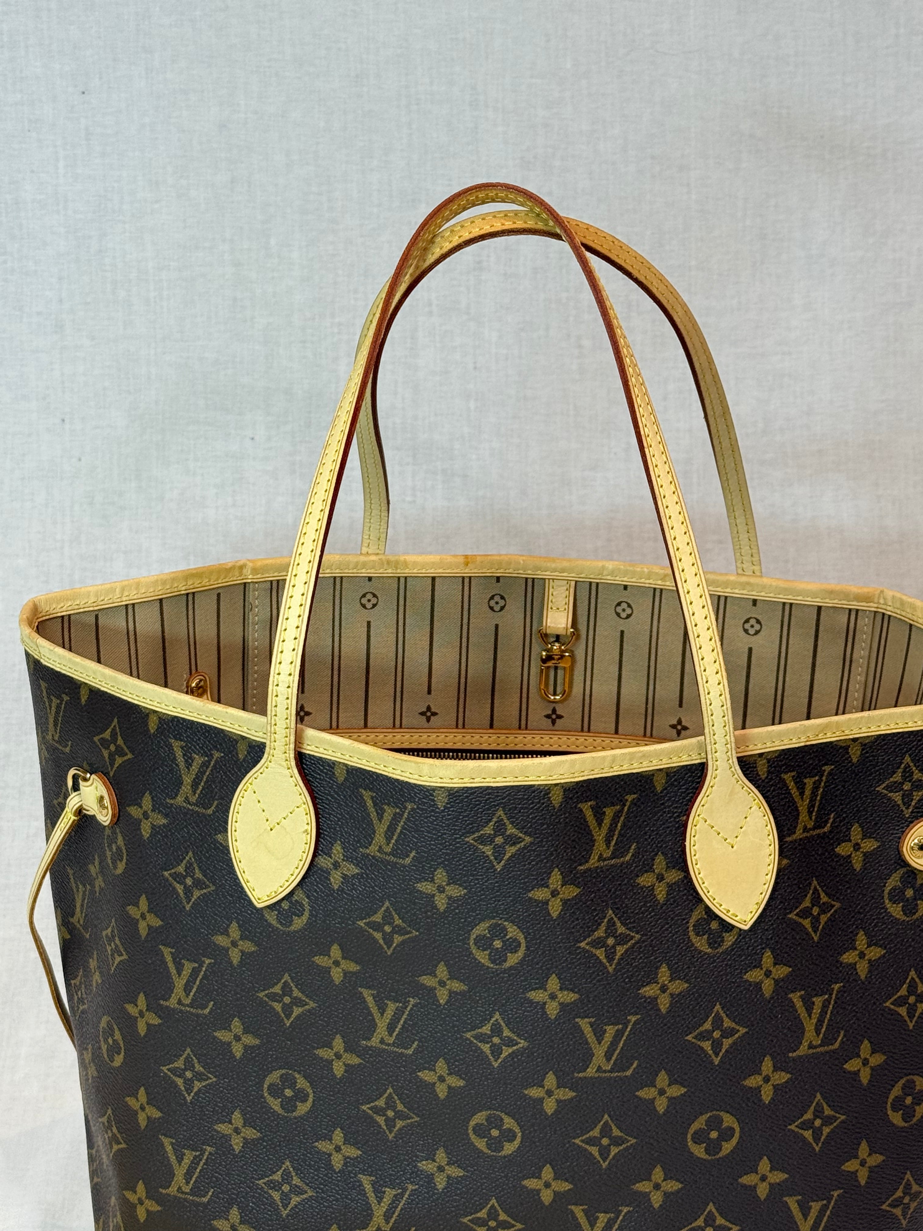Louis Vuitton Neverfull MM
