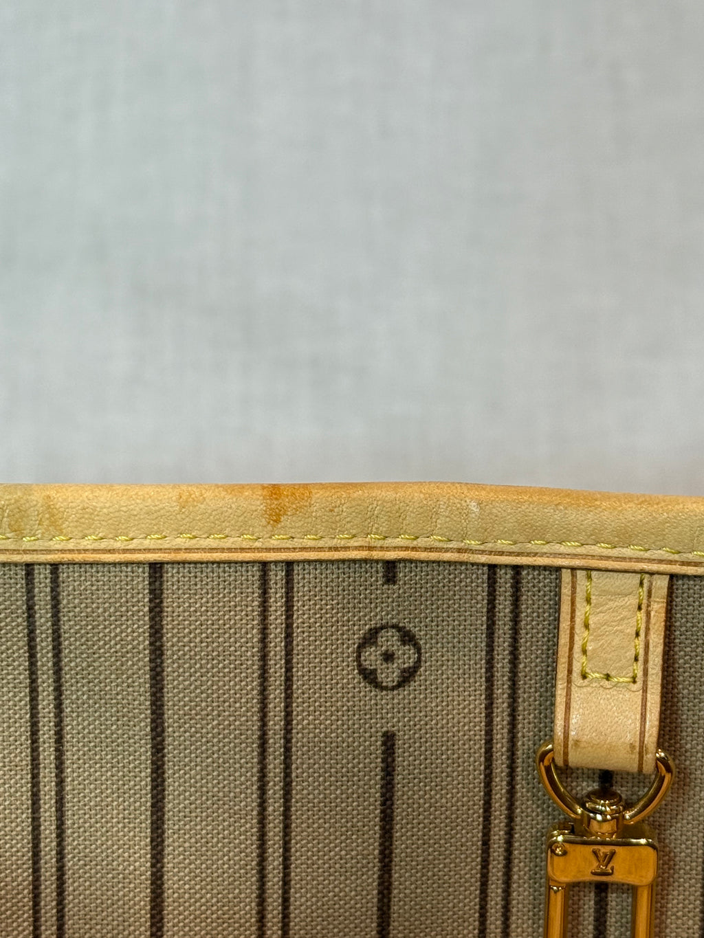 Louis Vuitton Neverfull MM