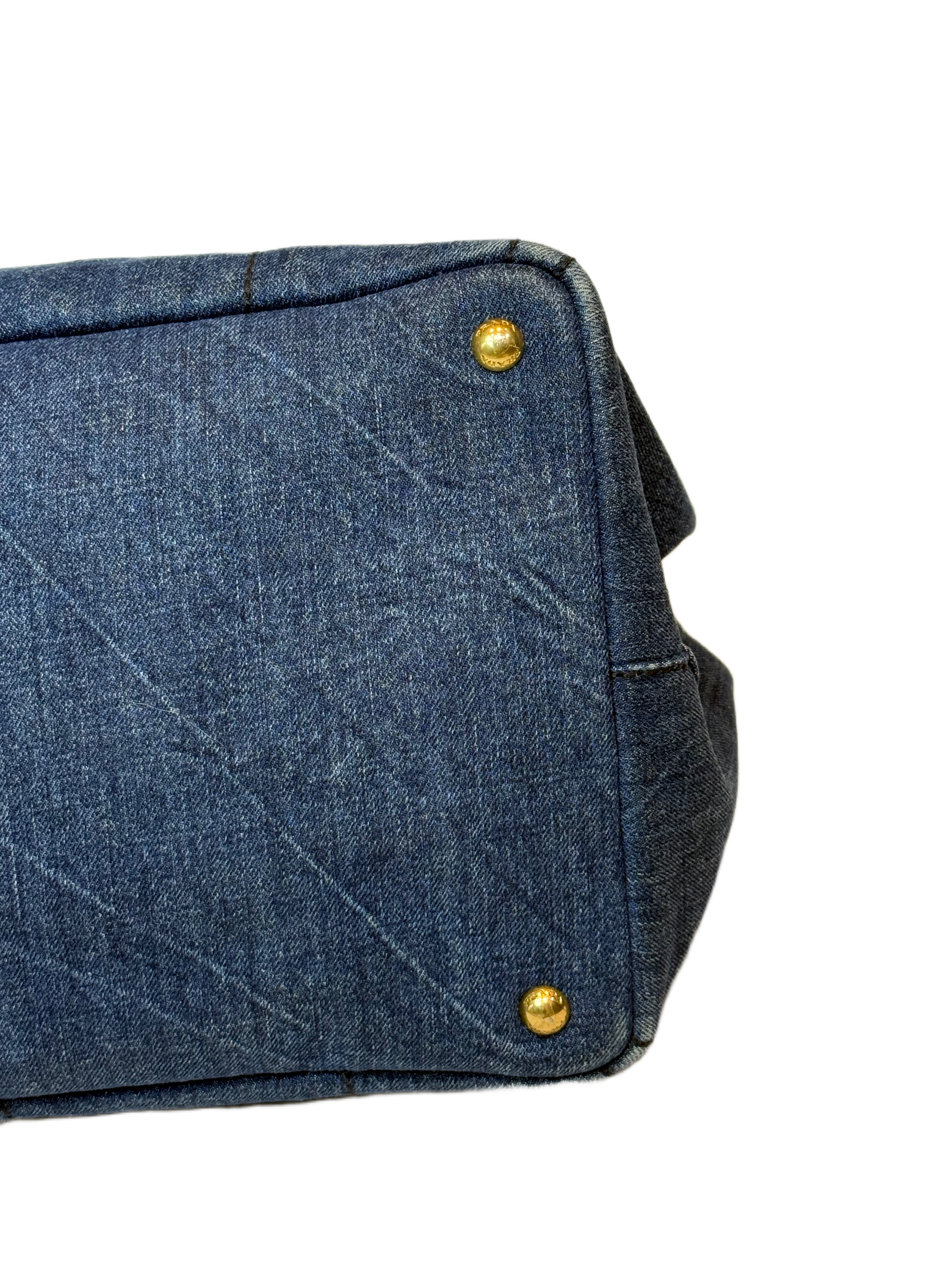 Prada Canapa