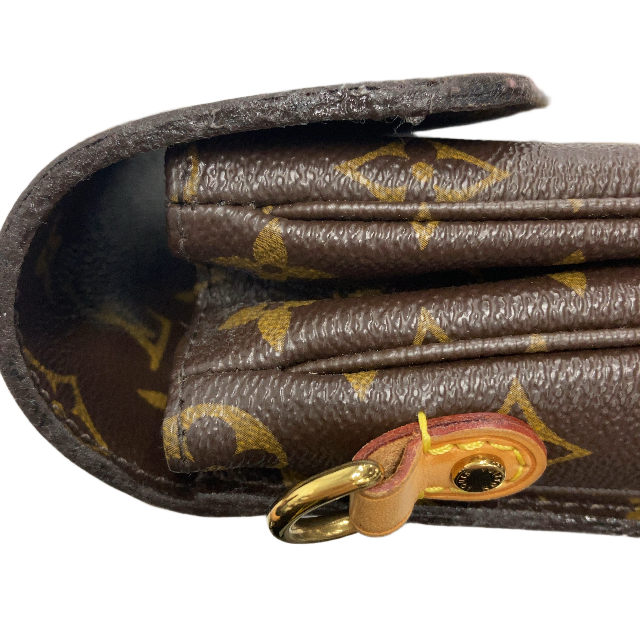 Louis Vuitton Pochette Métis