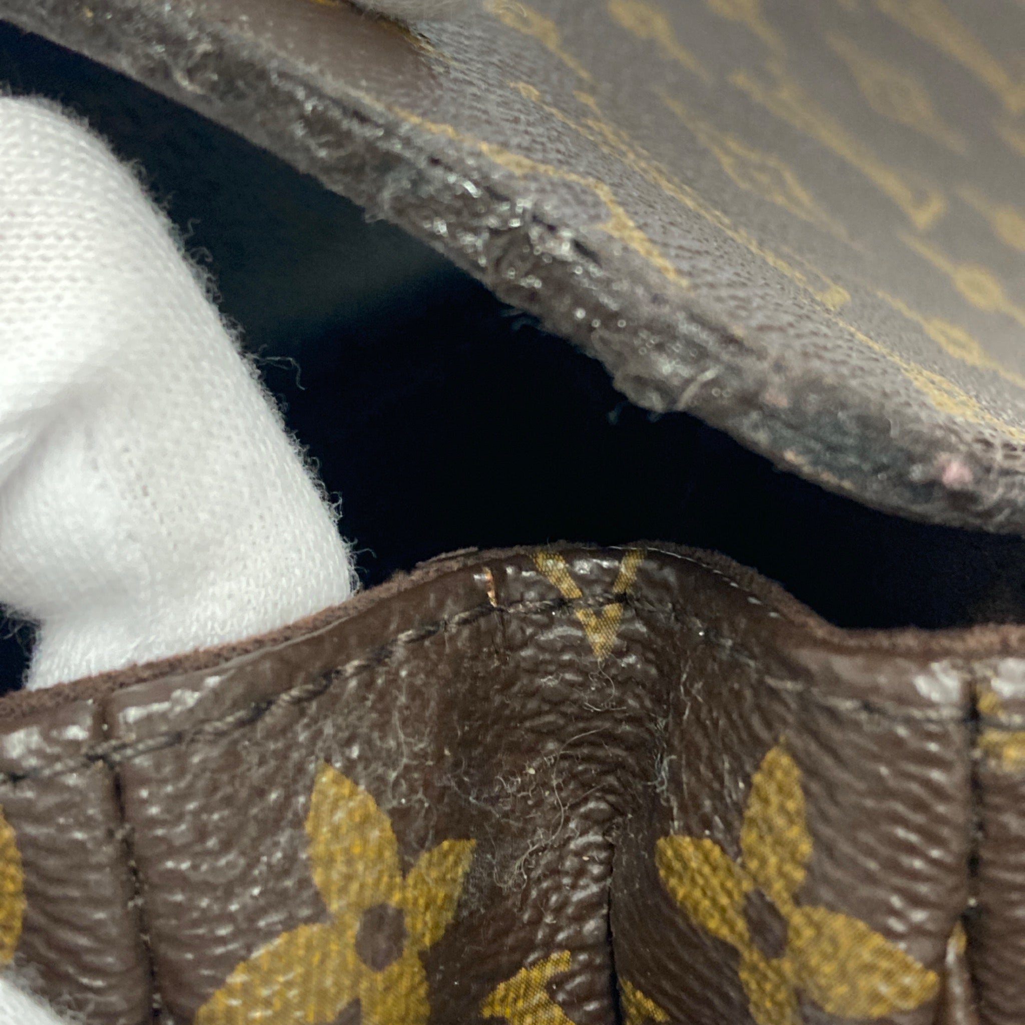 Louis Vuitton Pochette Métis