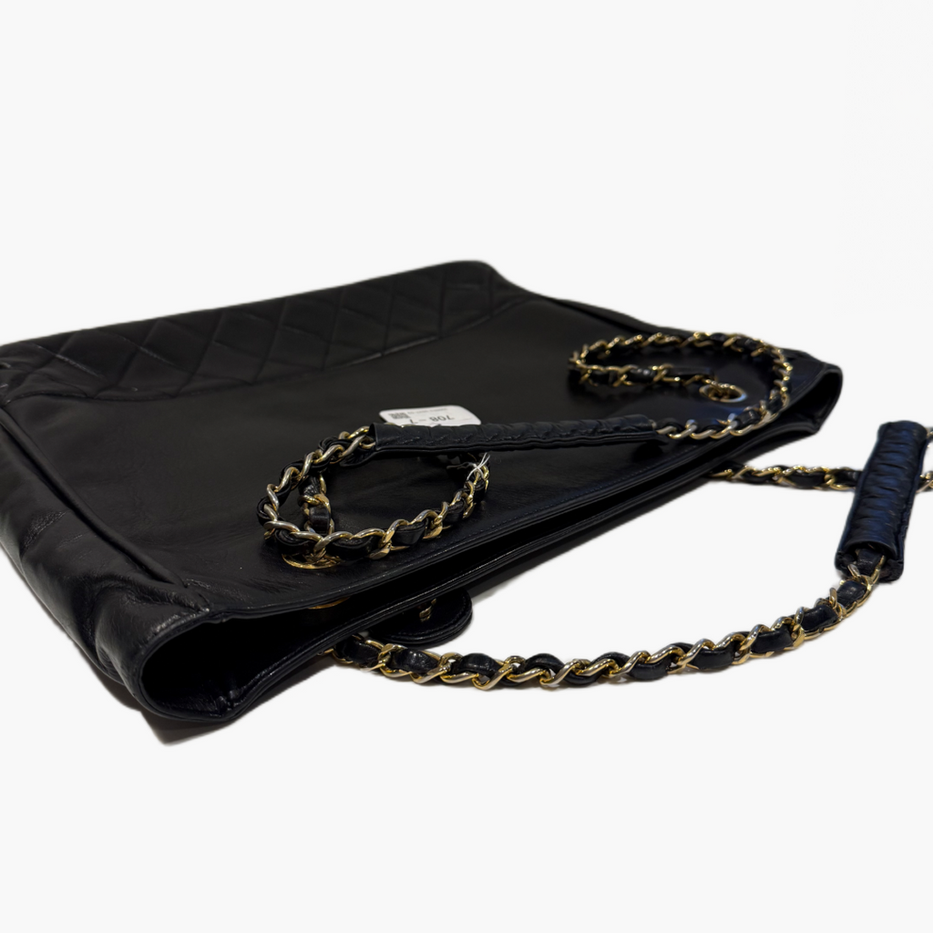 Chanel Tote Bag - flad på siden