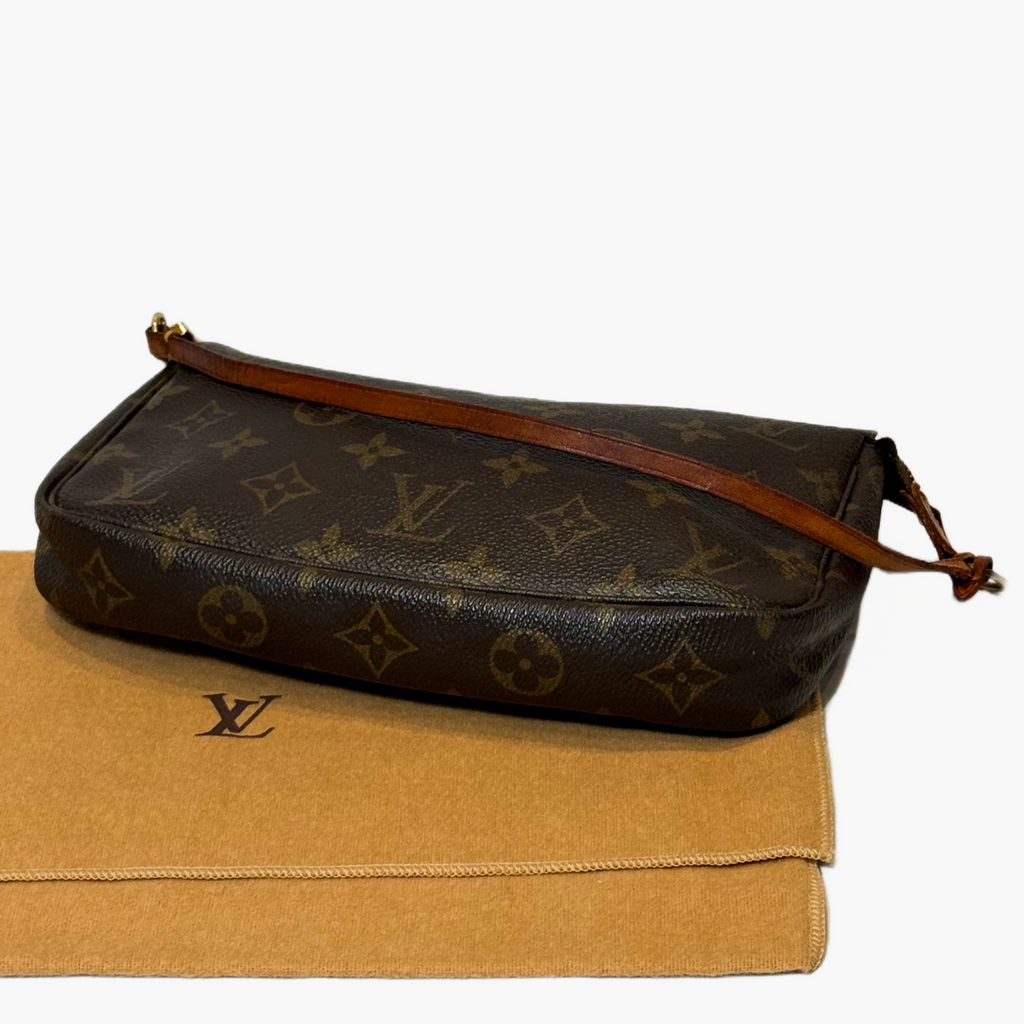 Louis Vuitton Pochette