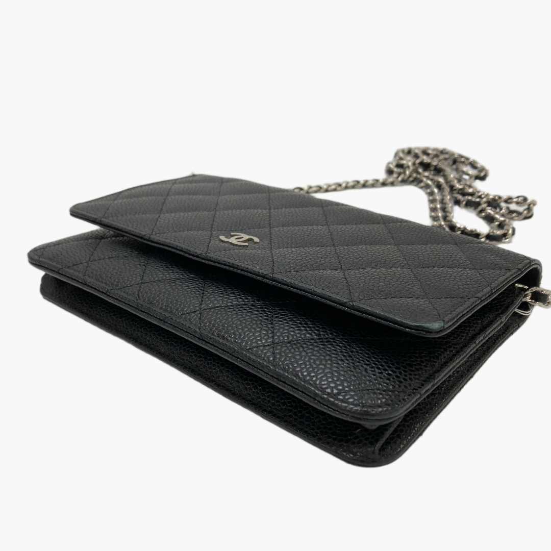 CHANEL Chain Wallet