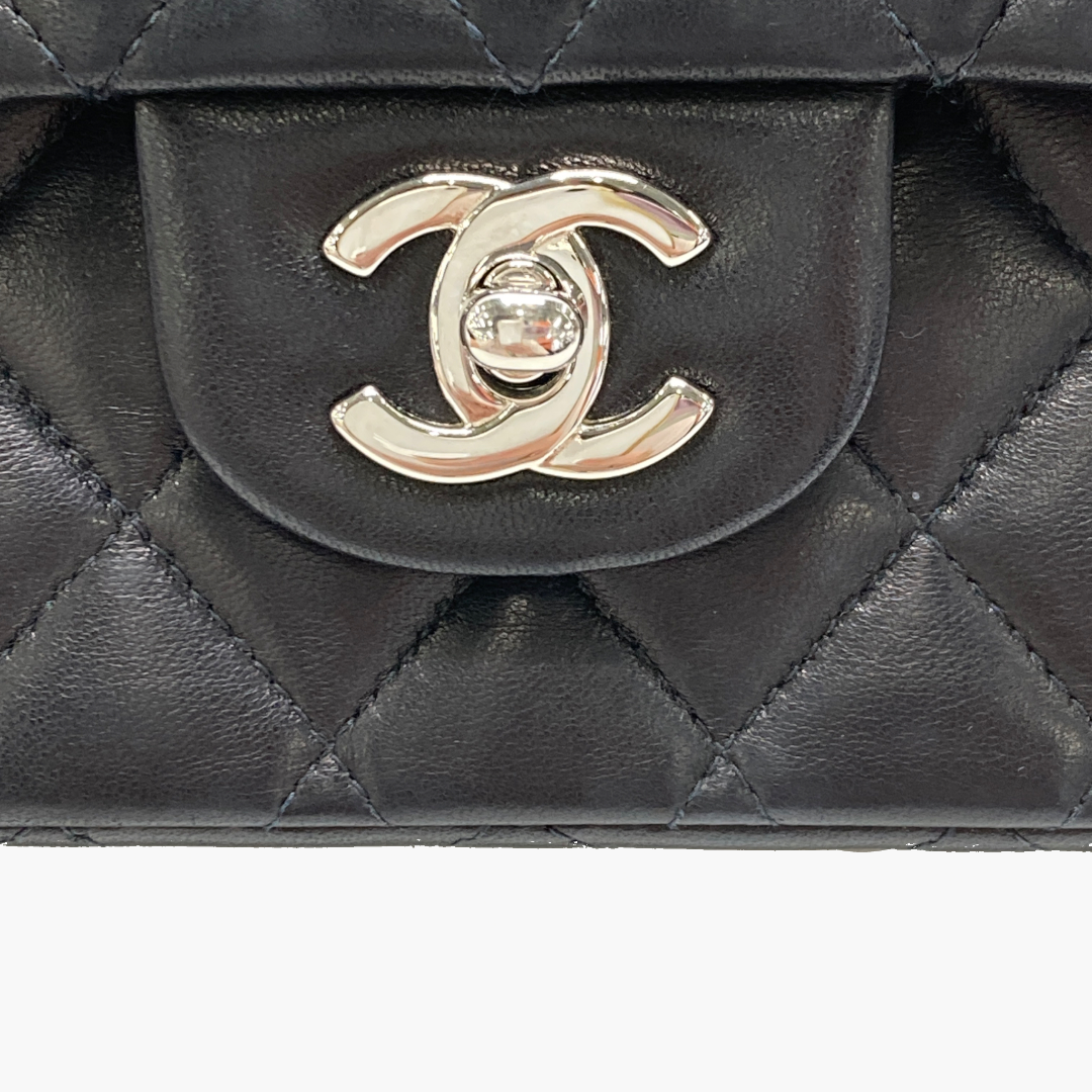 Chanel Classic Flap Medium
