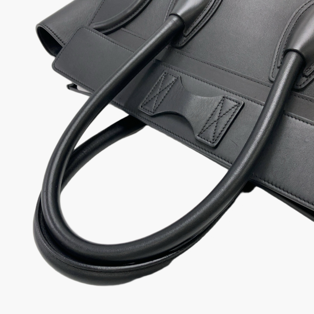 Sort læder fra Celine-tasken